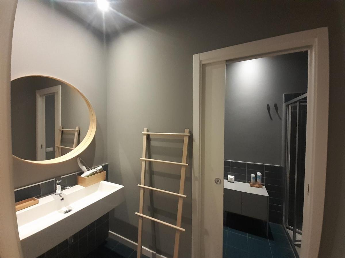 Baretti House- Parcheggio Riservato Per Un Soggiorno Perfetto Turin Luaran gambar